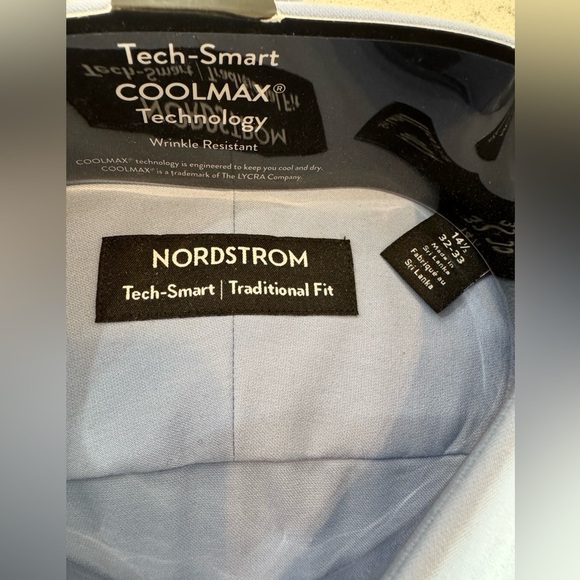 Nordstrom Tech-Smart Traditional Fit Dress Shirt Lt Blue NWT Sz 14 1/2 X 32-33 - Picture 2 of 8